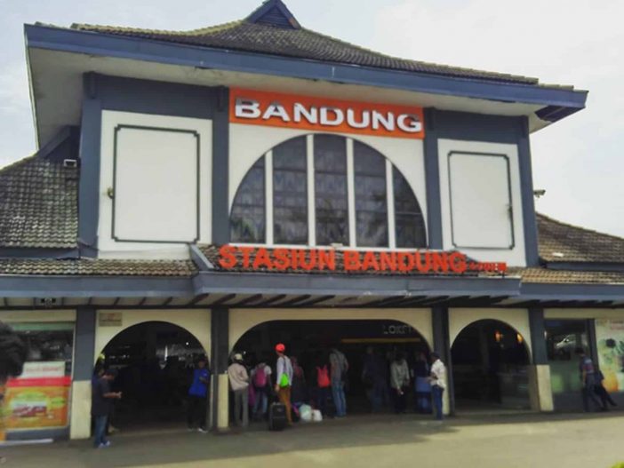 10 Tempat Wisata Dekat Stasiun Bandung Pilihan One Day Tour