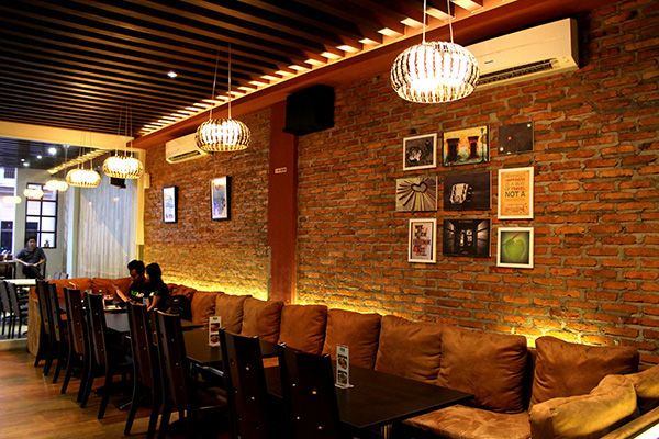 Posh Cafe & Resto Medan