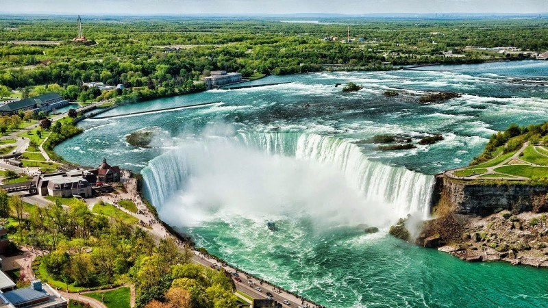 Niagara-Waterfall1
