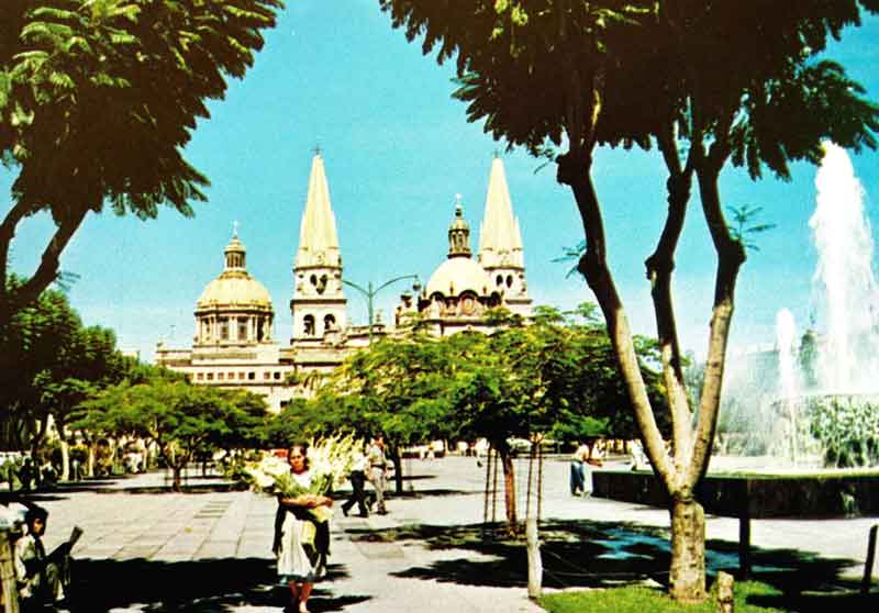 Plaza sentral Guadalajara