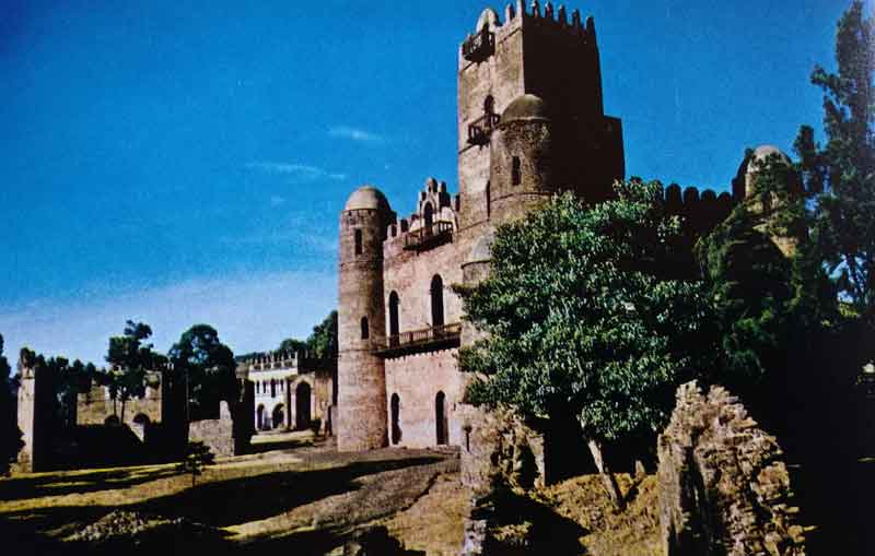 Puri Raja Fasiladas di Gondar abad 17
