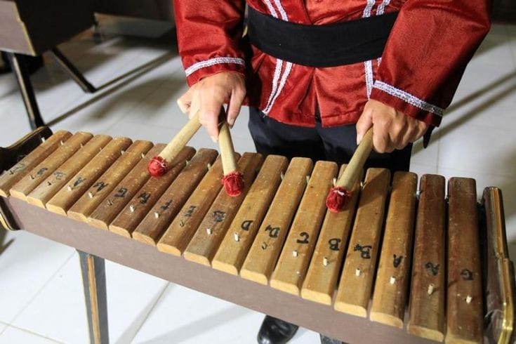 jenis alat musik tradisional