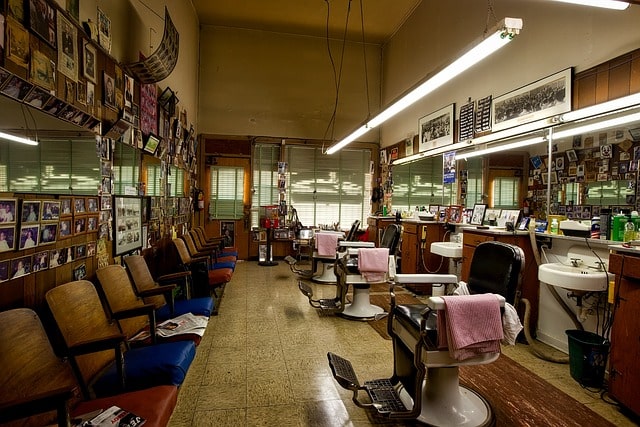 desain barbershop kecil