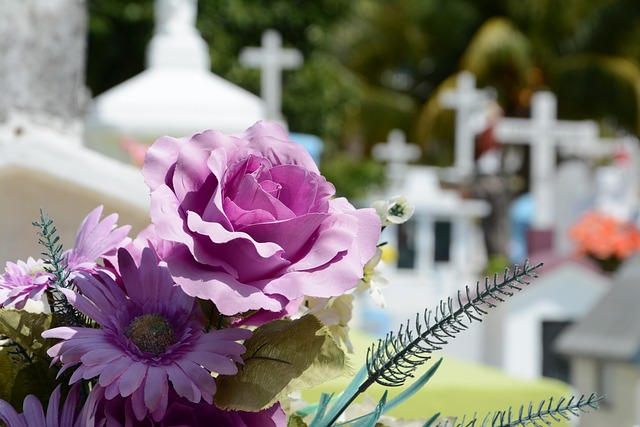 3 Fakta dan Mitos Tentang Rumah Dekat Kuburan