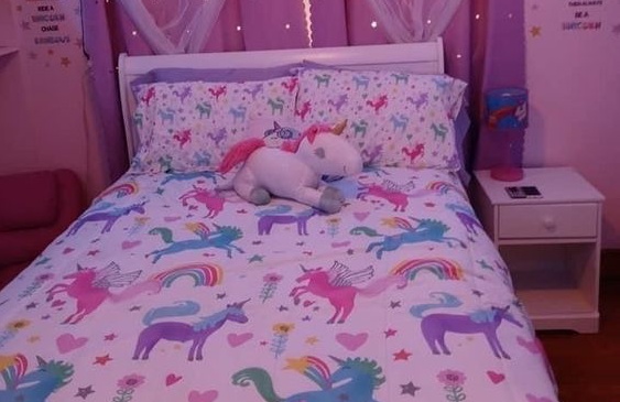 Desain Kamar Tidur Serba Unicorn
