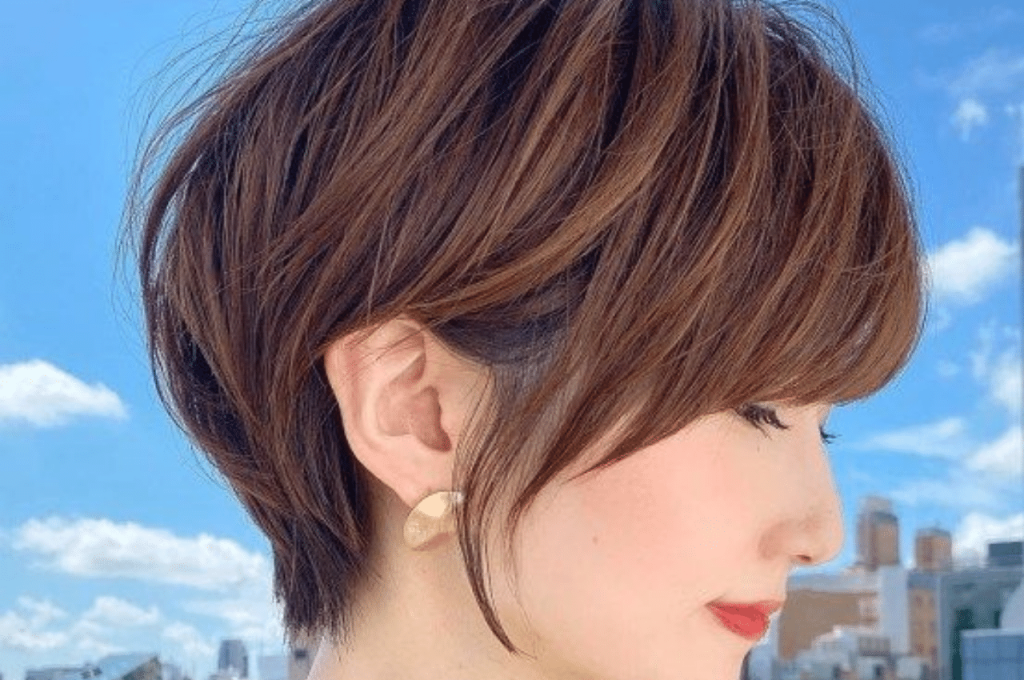 model rambut wanita Jepang modern