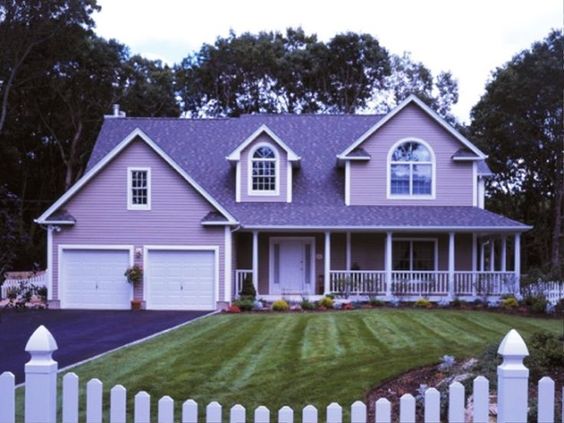 cat depan rumah warna lilac