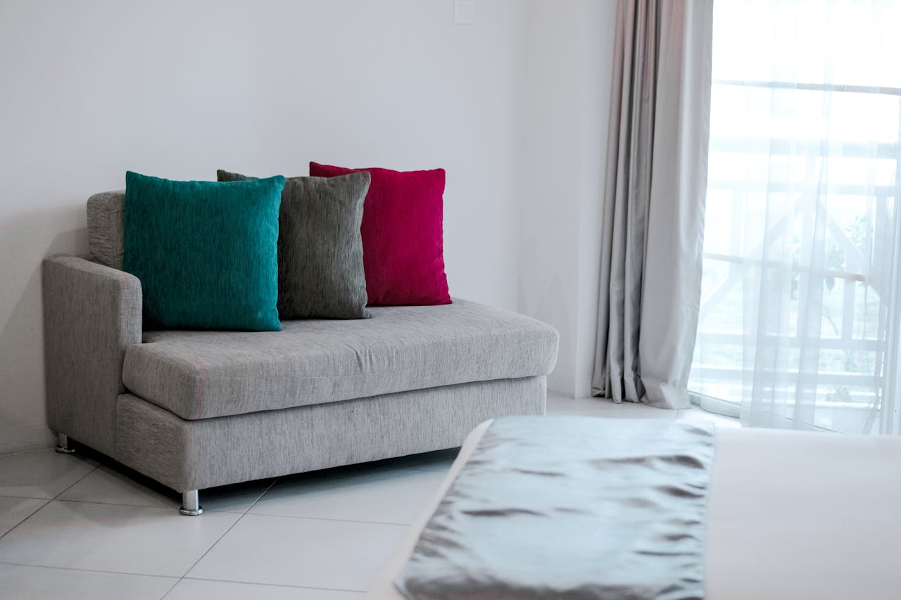Desain Sofa Minimalis untuk Ruang Tamu kecil