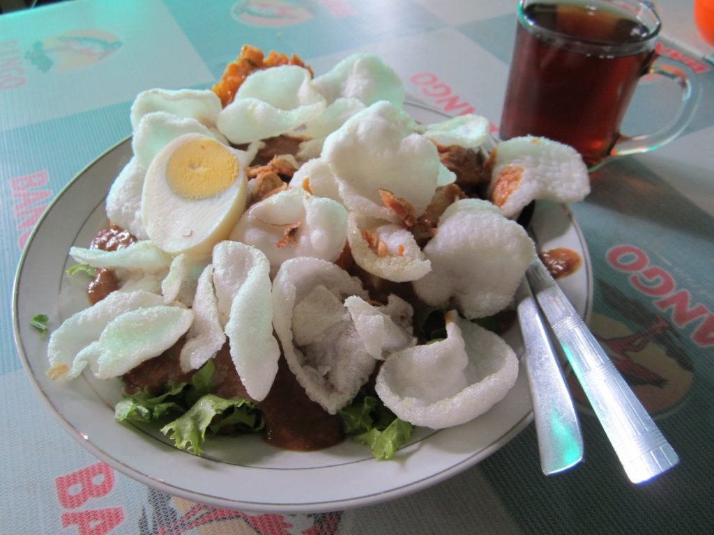 rumah makan vegetarian di bandung Gado-gado Tengku Angkasa
