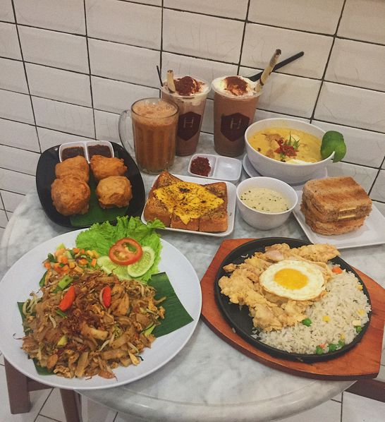 tempat makan di Kelapa Gading Hang Tuah Kopi & Toastery
