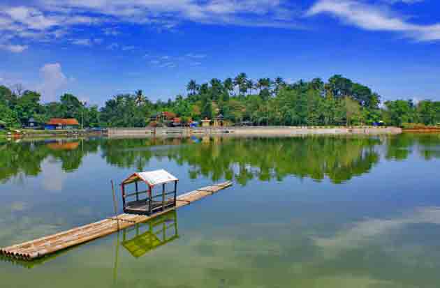tempat wisata murah di bogor Danau Situ Gede