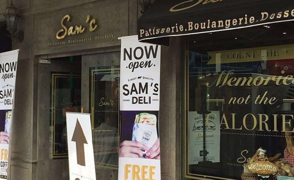 Sam's Bistro & Lounge