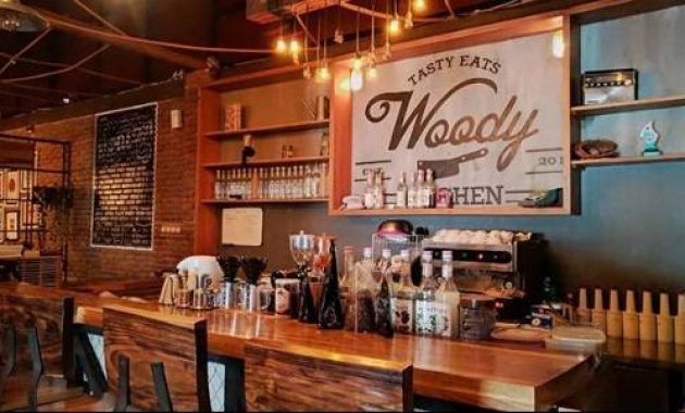 Woodies Cafe