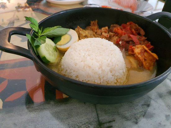 Tempat Makan Keluarga di Semarang
