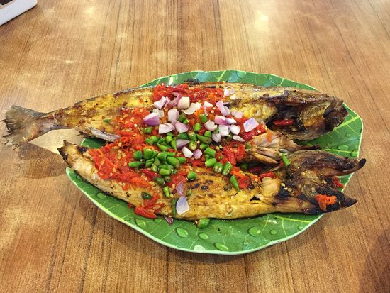 15 Rekomendasi Resto Ikan Bakar Paling Enak di Jakarta - Info Area
