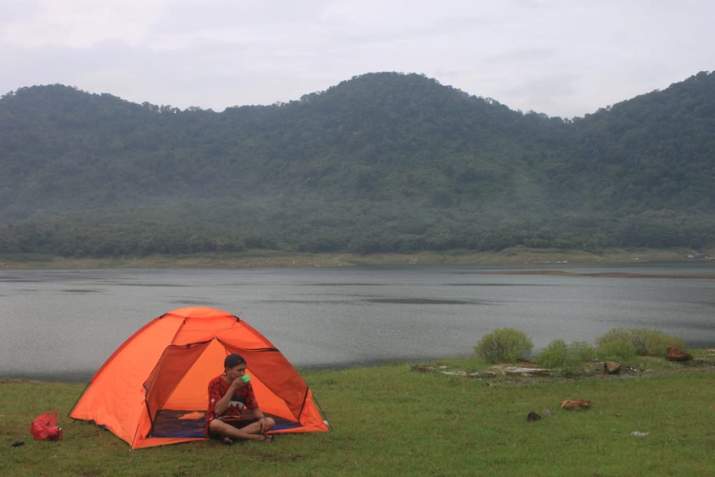 tempat camping di Purwakarta