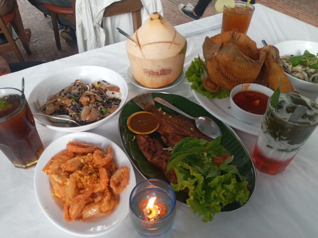 seafood enak di Bandung Tepian Rasa Live Seafood