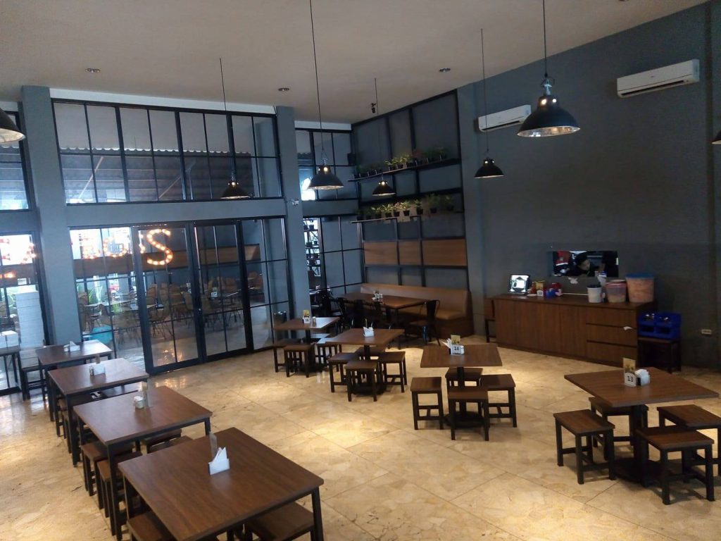  Boss’A Cafe 