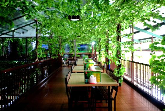 tempat makan lesehan di Malang Warung Lesehan Yogyakarta