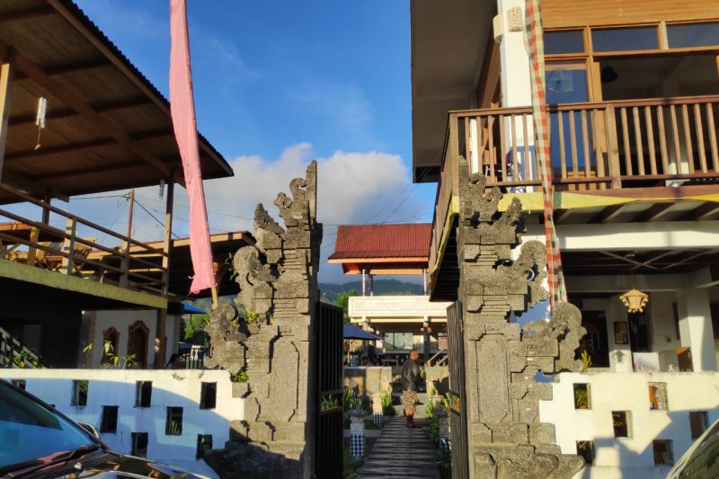  Bali House Restaurant