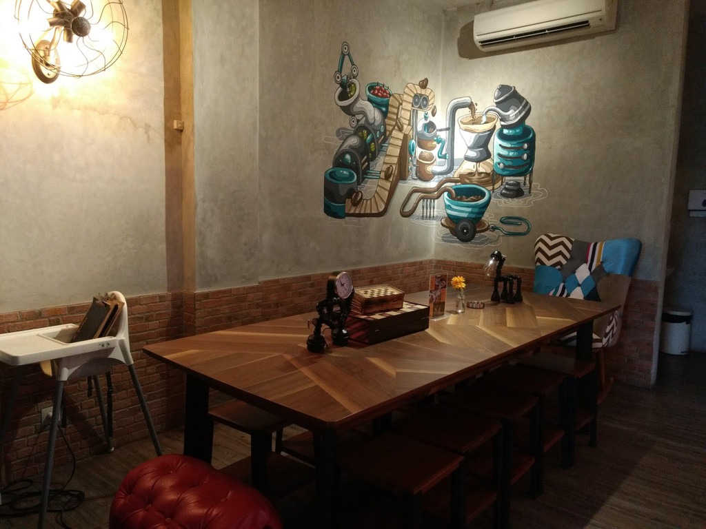 cafe di Cilandak Gerilya Coffee and Roastery