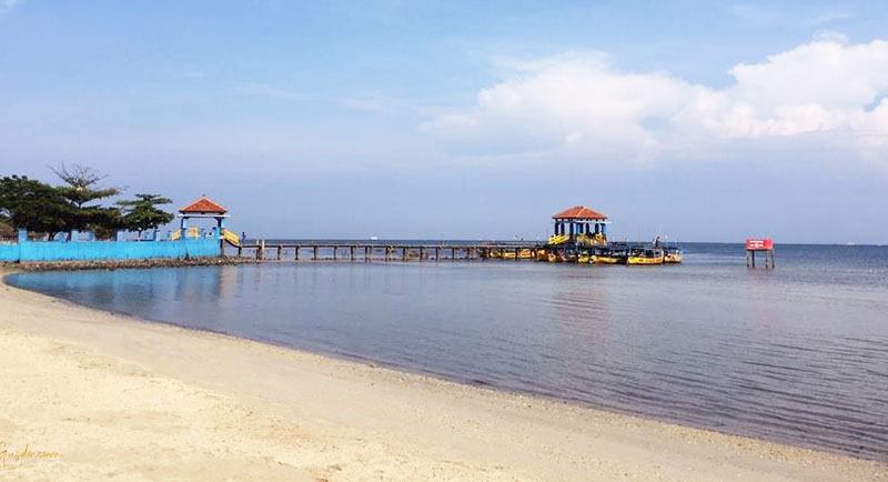 pantai di Cirebon Pantai Bandengan