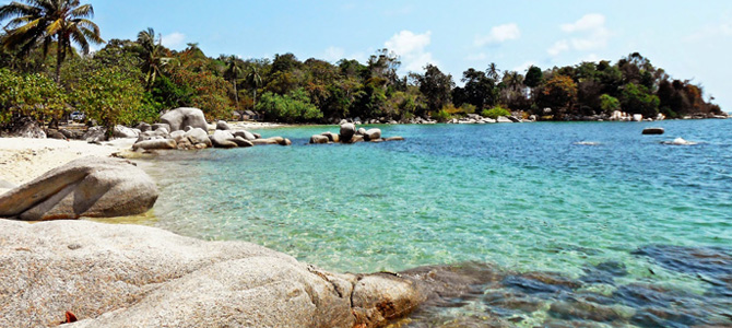 Pantai Sekilak pantai di Batam