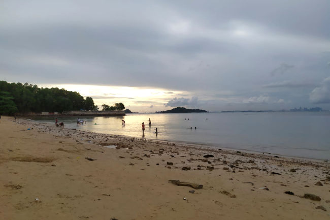 Pantai Tanjung Pinggir