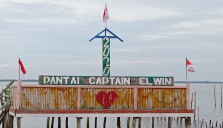 Pantai Captain Elwin