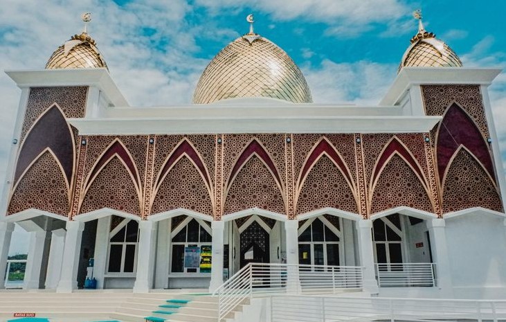 masjid terapung painan