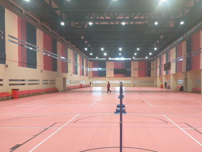 lantai lapangan badminton di jakarta selatan