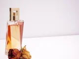 16 Rekomendasi Parfum Thailand yang Paling Wangi